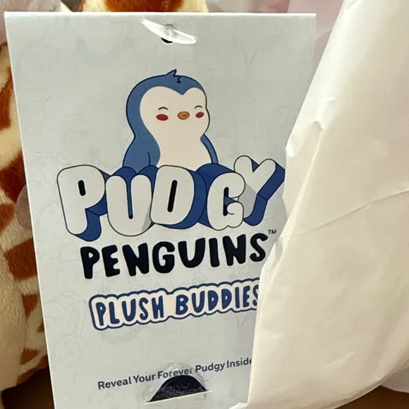 Original Penguin Giraffe Pattern Plush with Carrot NWT - Picture 2 of 5